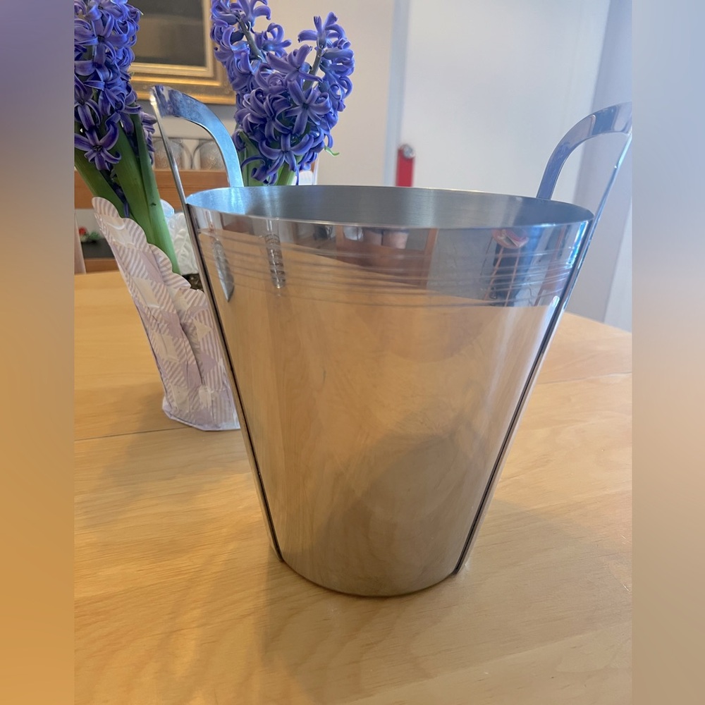 LENOX TUSCANY CLASSICS® STAINLESS CHAMPAGNE BUCKET